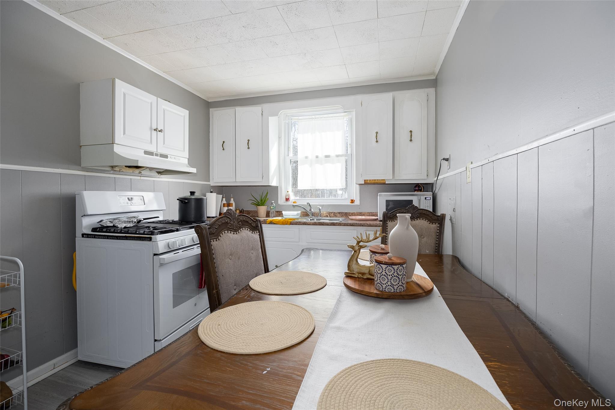 28 Vernon Terrace, Poughkeepsie, NY 12601