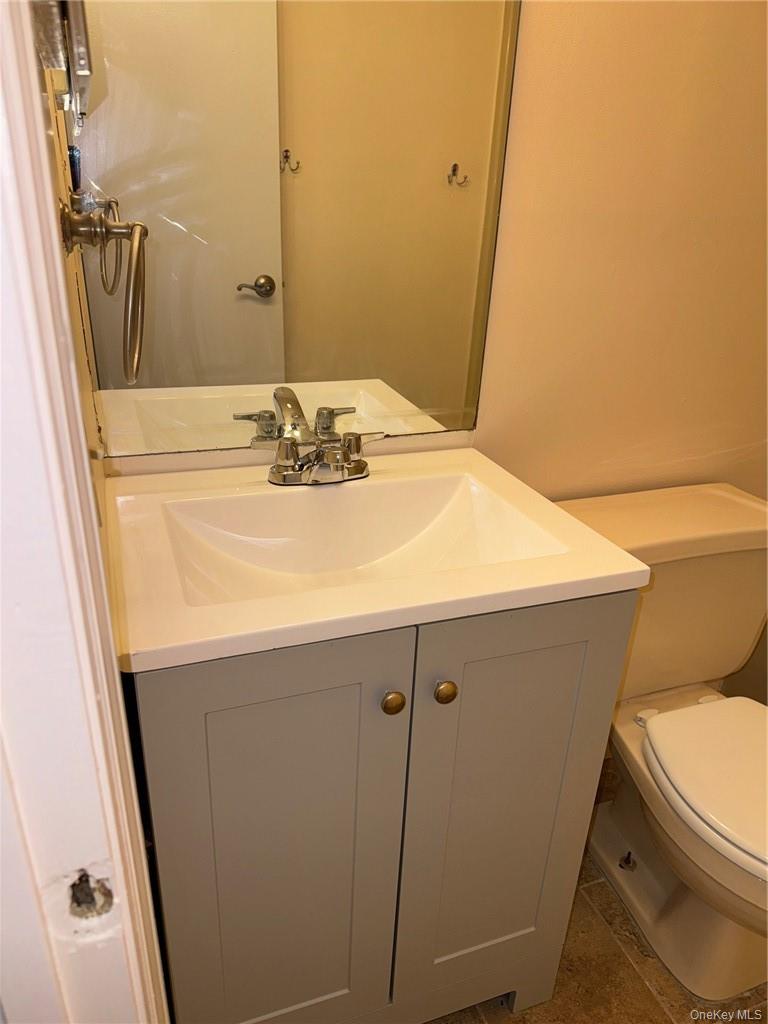 100 HILLSIDE Drive # G8, Middletown, NY 10941