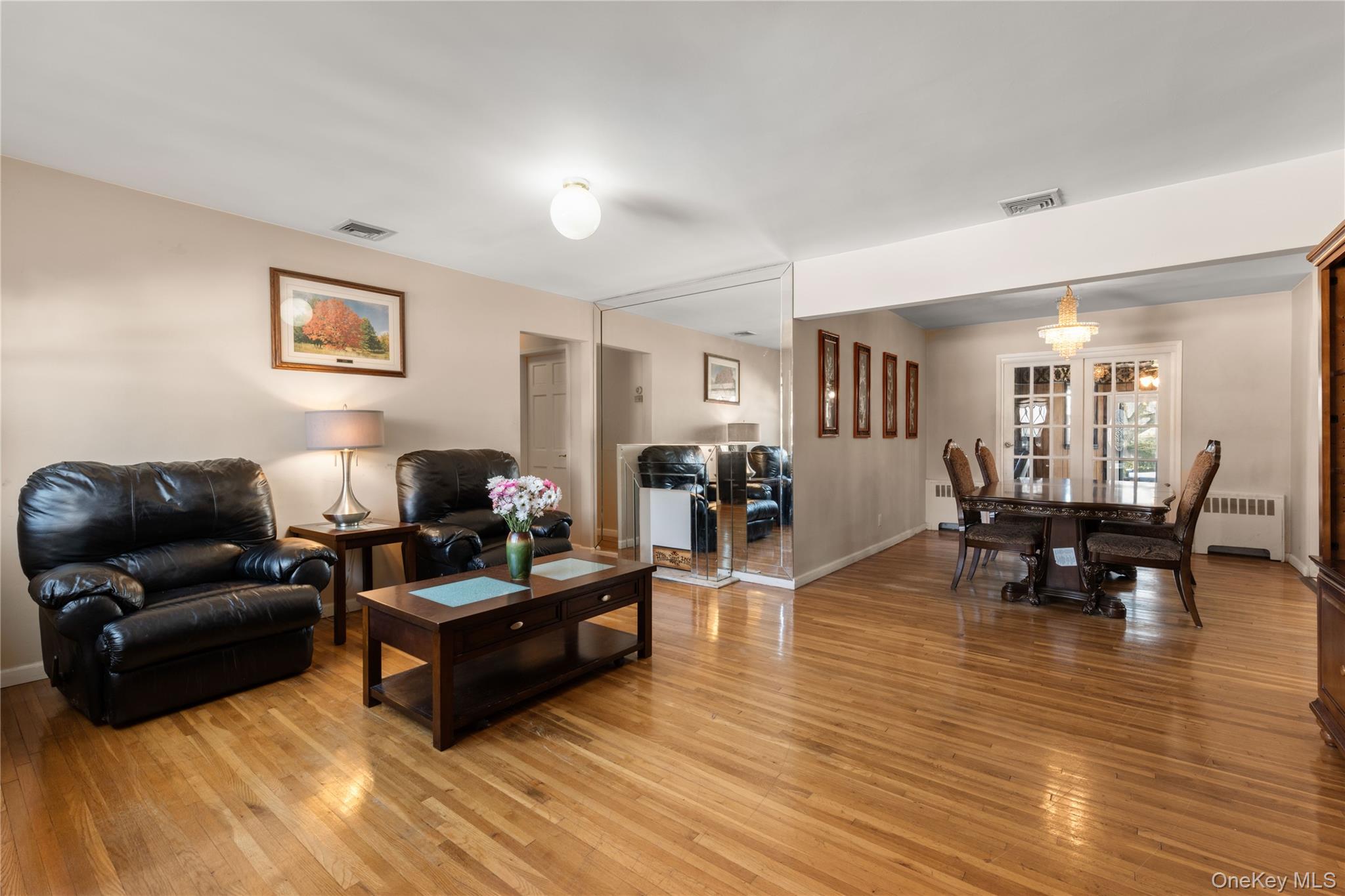 851 Hemlock Street, Franklin Square, NY 11010