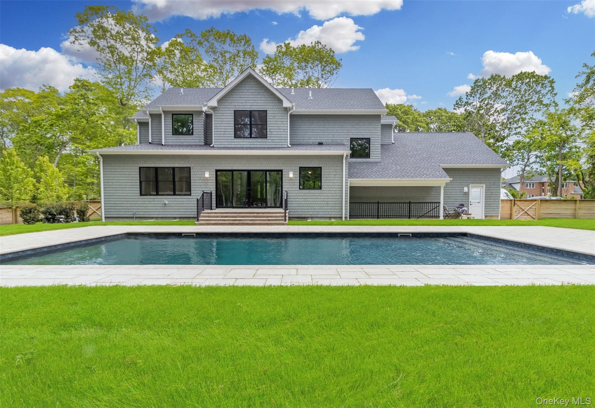 1745 Stars Road, East Marion, NY 11939