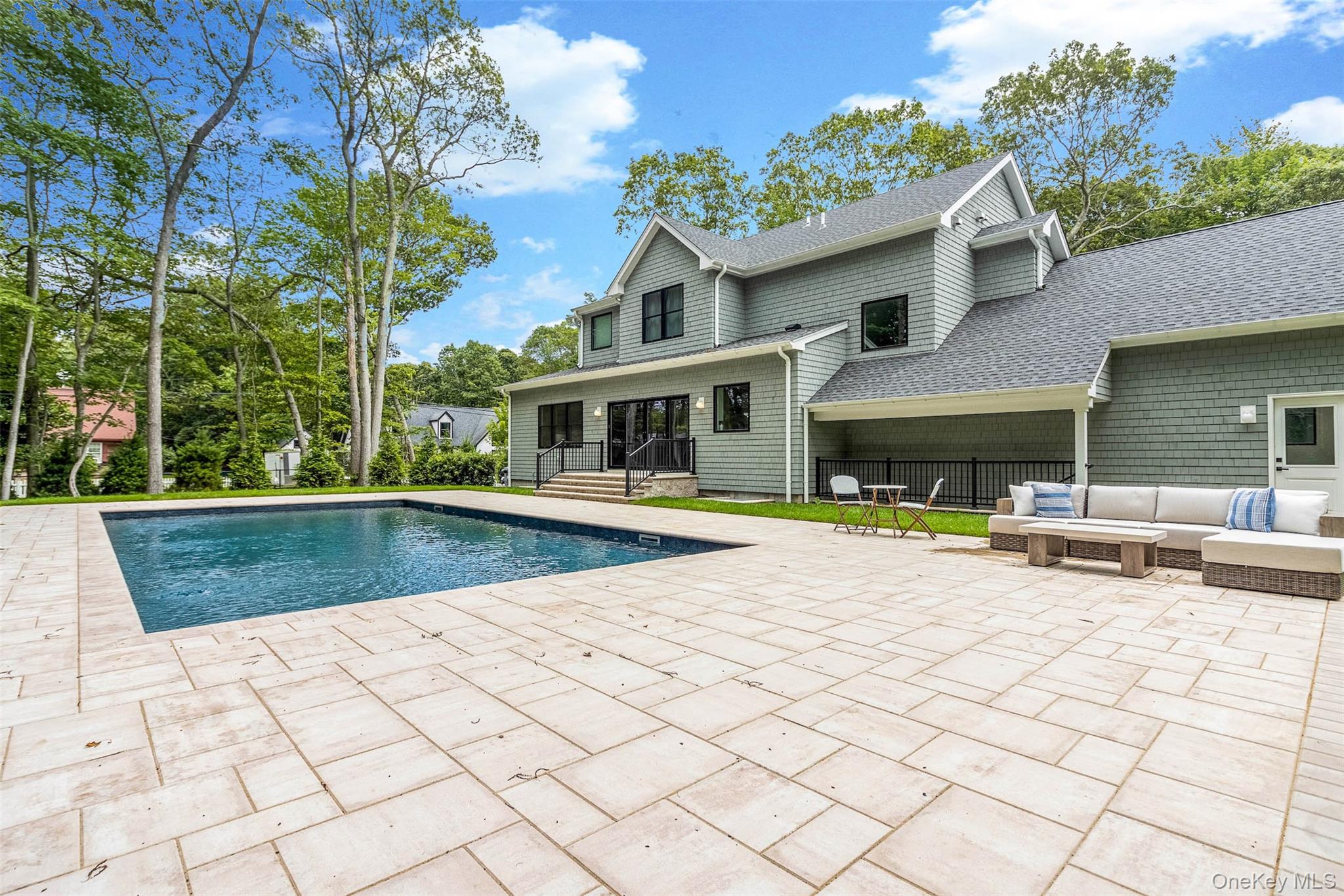 1745 Stars Road, East Marion, NY 11939