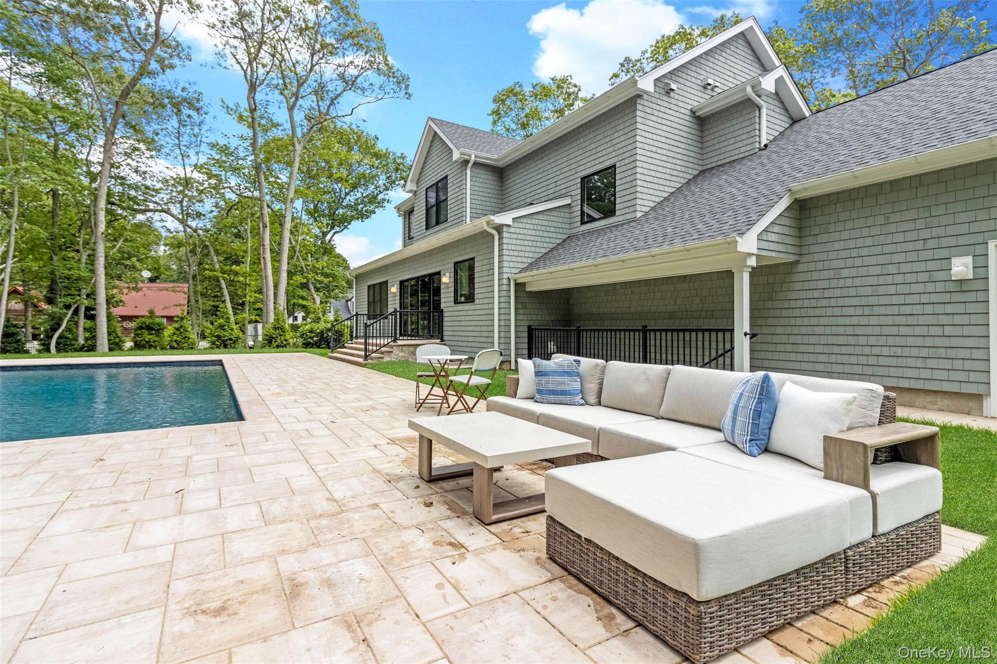 1745 Stars Road, East Marion, NY 11939