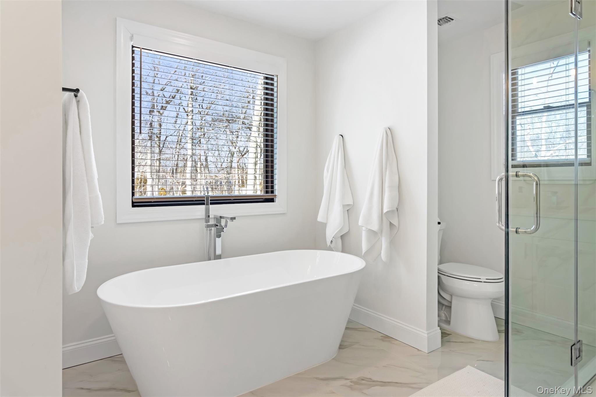 1745 Stars Road, East Marion, NY 11939