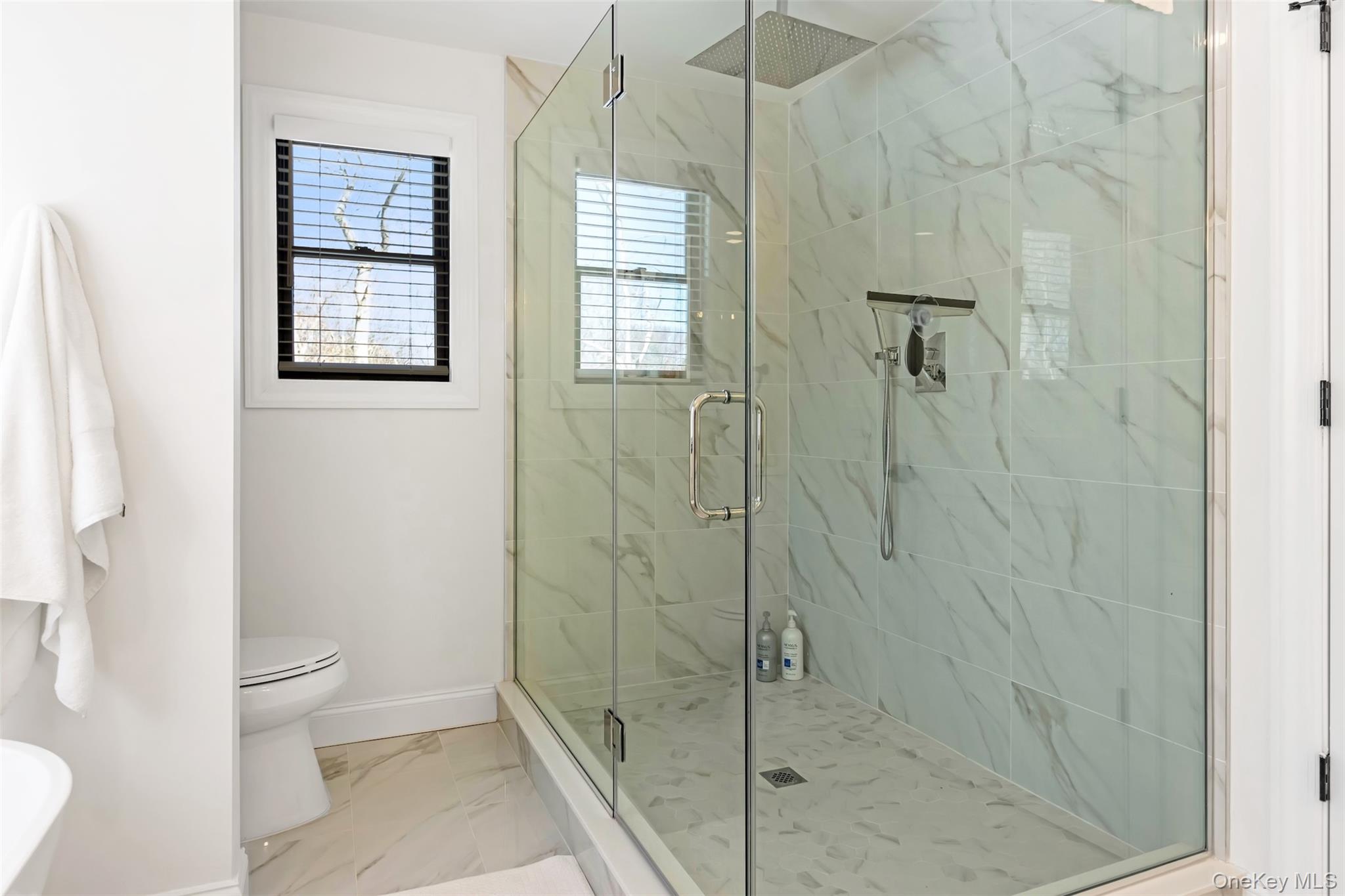 1745 Stars Road, East Marion, NY 11939