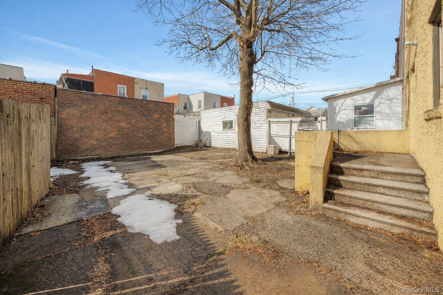 2335 Yates Avenue, Bronx, NY 10469