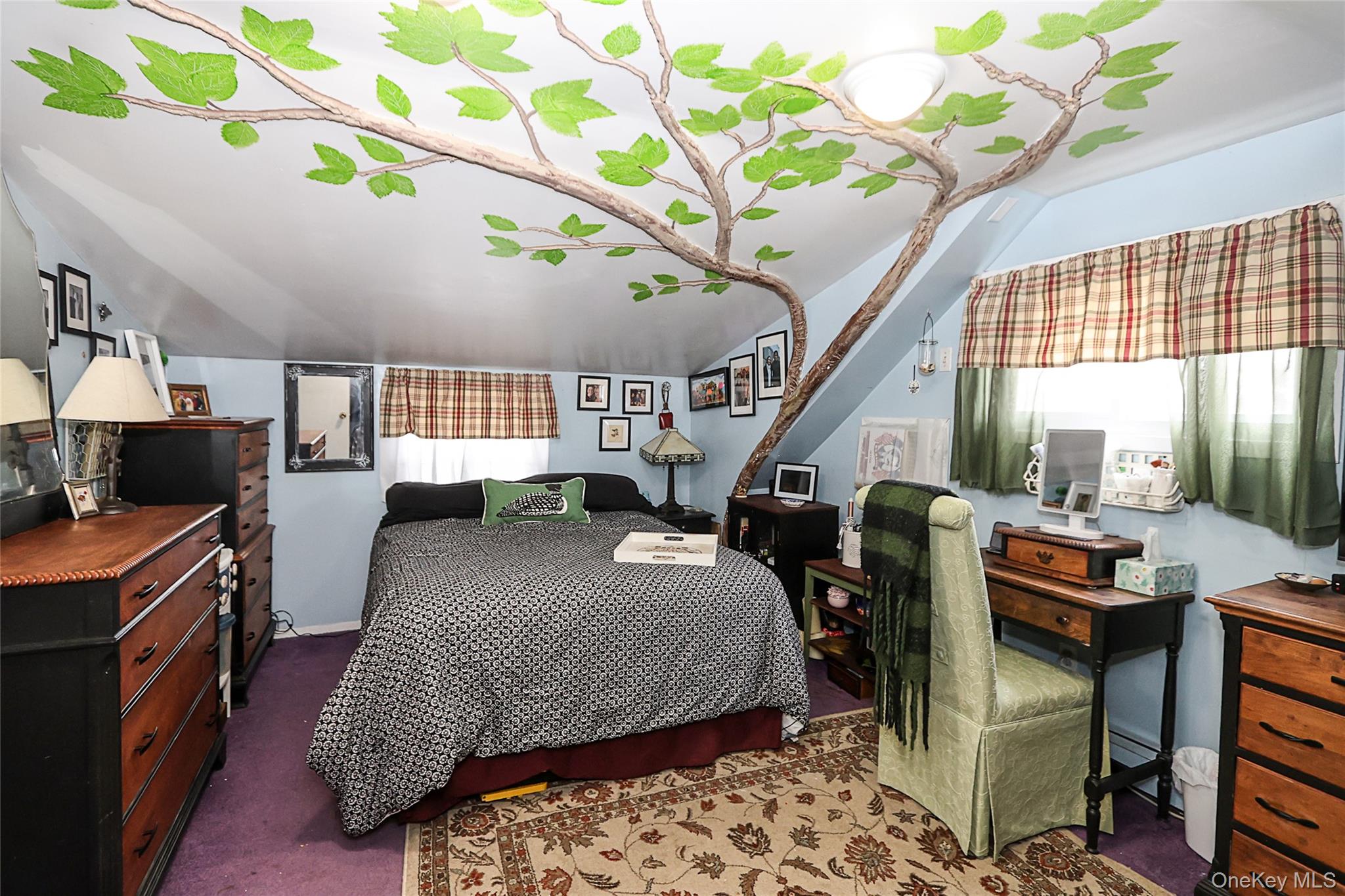 48 Pine Street, Hicksville, NY 11801