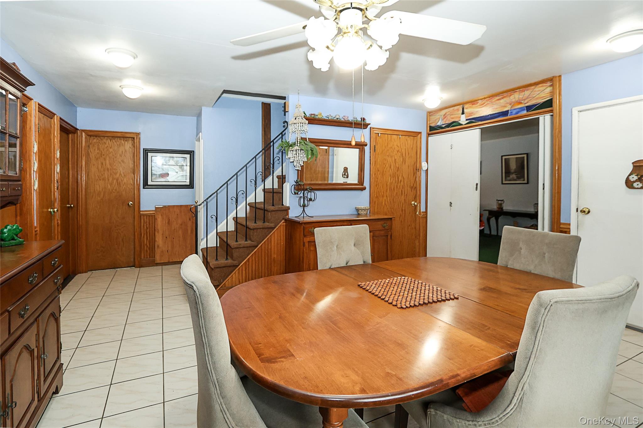 48 Pine Street, Hicksville, NY 11801