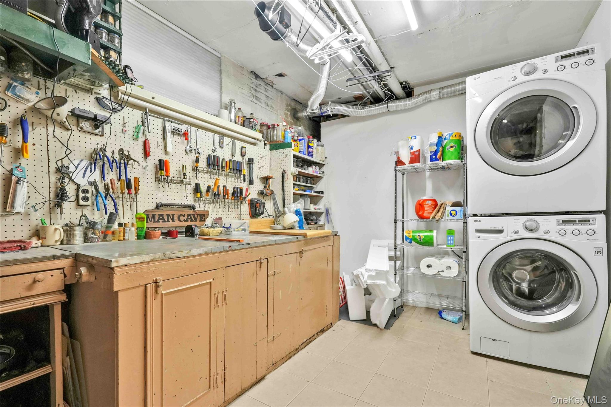 2334 28th Street, Astoria, NY 11105