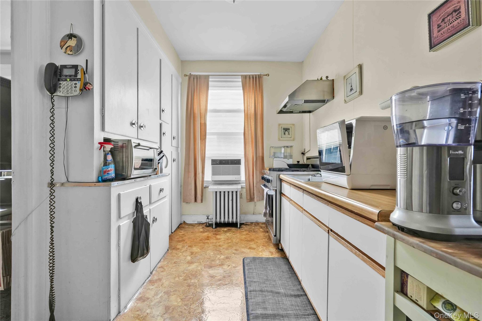 2334 28th Street, Astoria, NY 11105