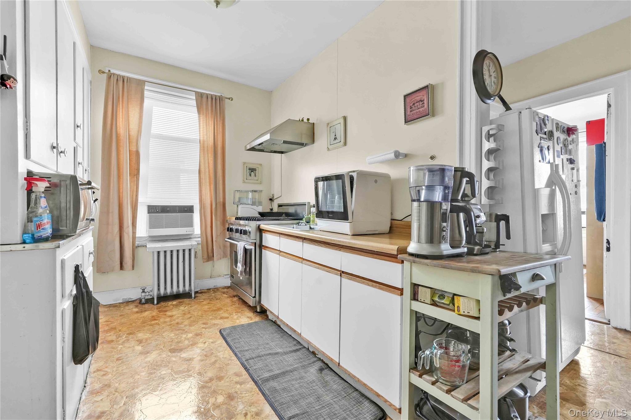 2334 28th Street, Astoria, NY 11105