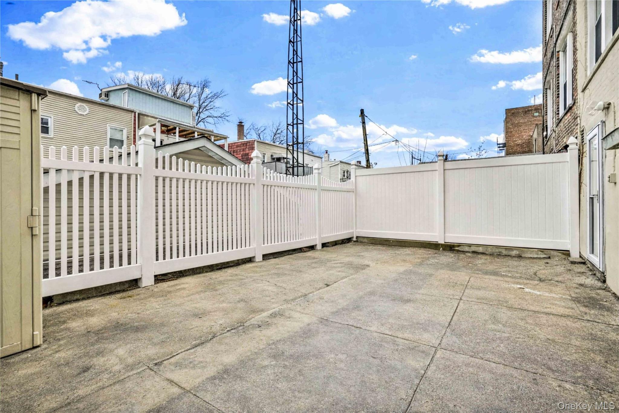 2334 28th Street, Astoria, NY 11105