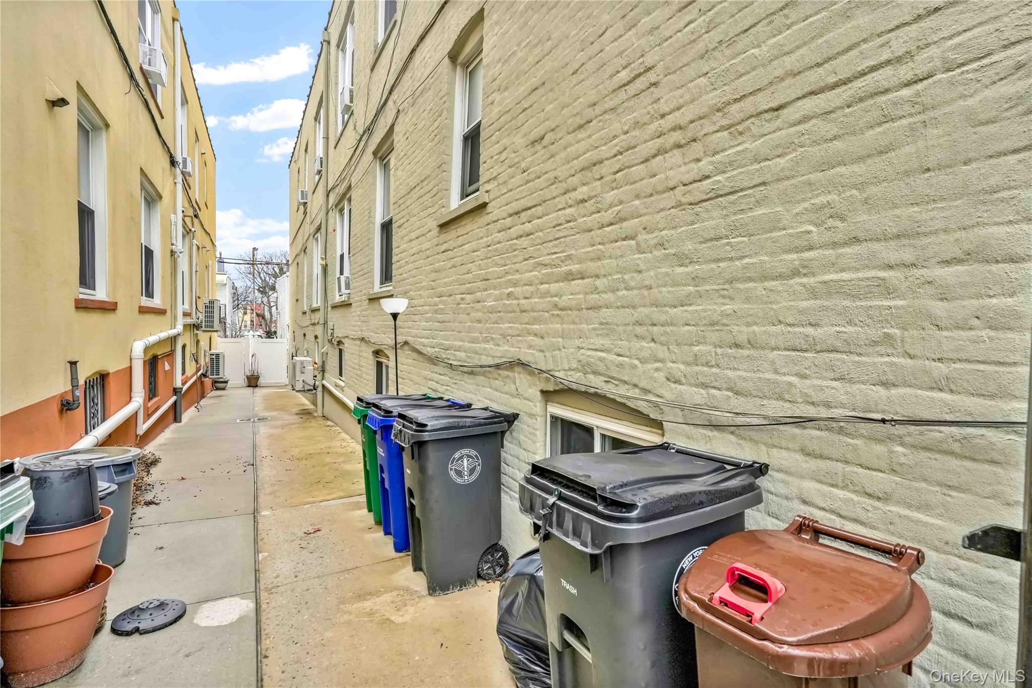 2334 28th Street, Astoria, NY 11105