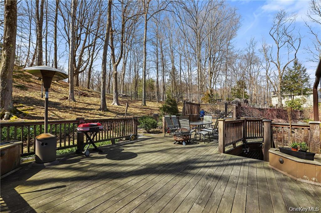 194 Westchester Avenue, Pound Ridge, NY 10576