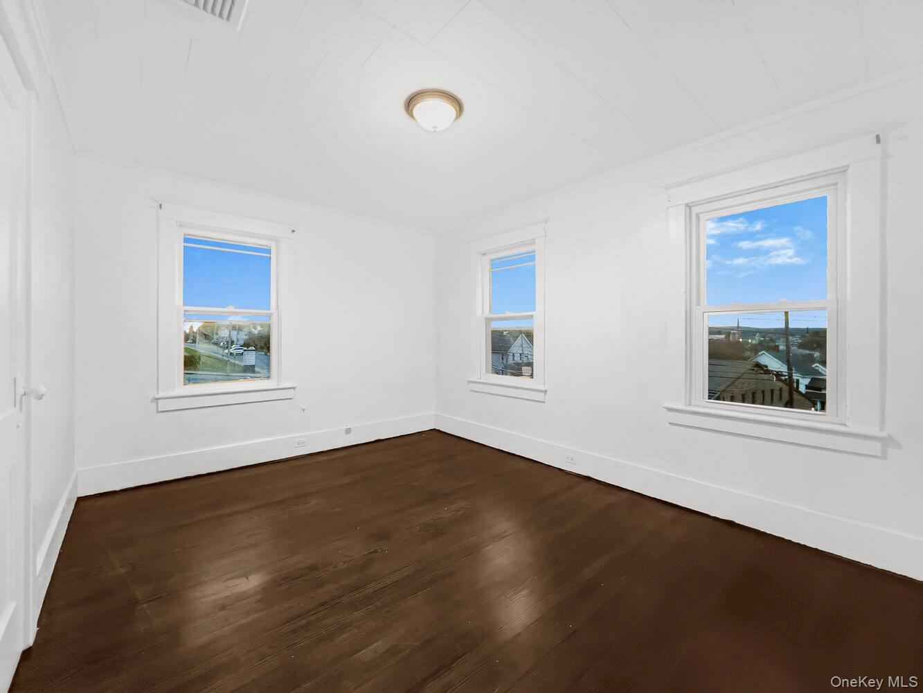 80 Prospect Avenue, Middletown, NY 10940