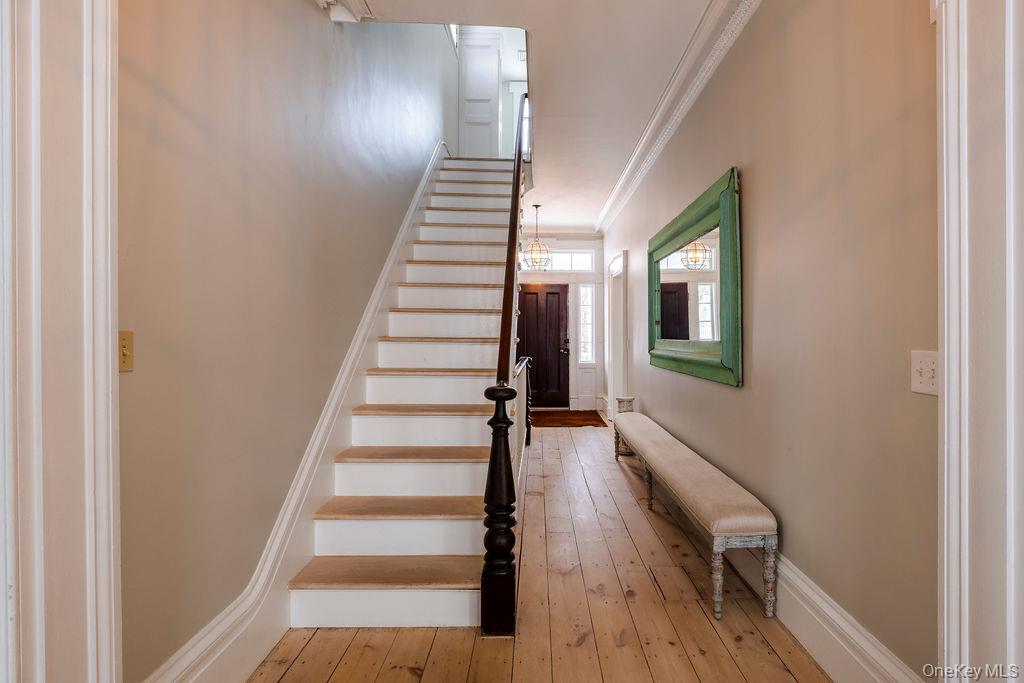 3705 Main Street, Stone Ridge, NY 12484