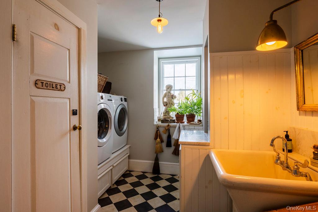 3705 Main Street, Stone Ridge, NY 12484