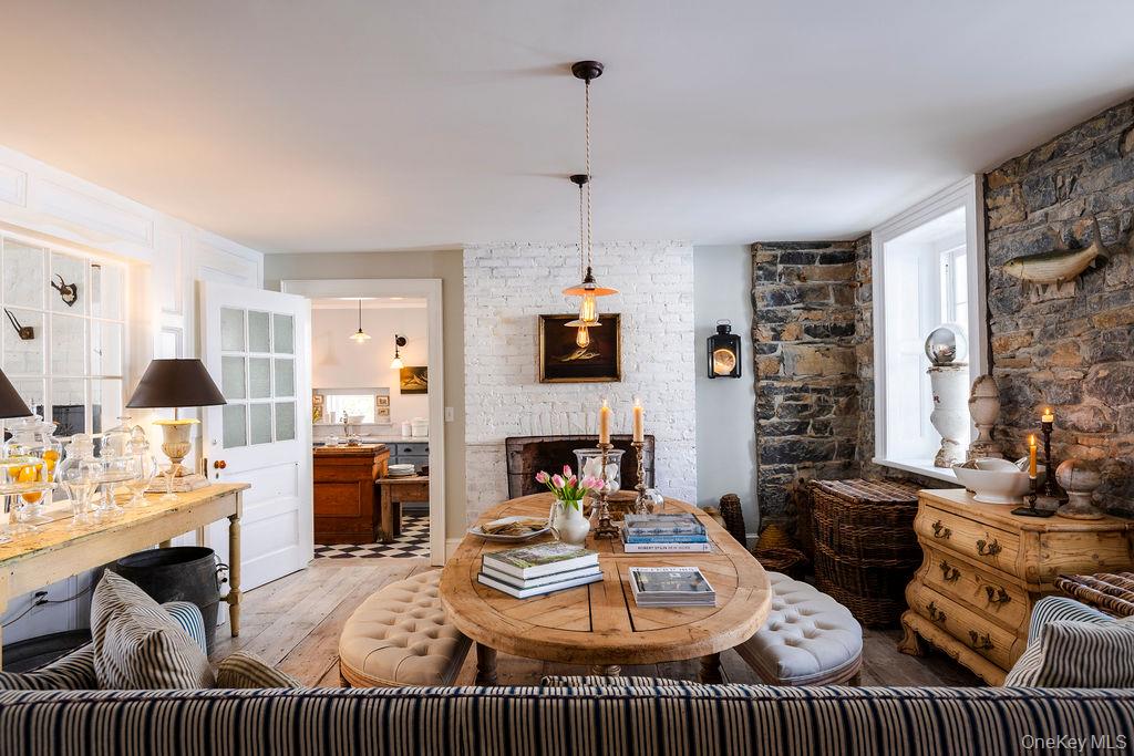 3705 Main Street, Stone Ridge, NY 12484