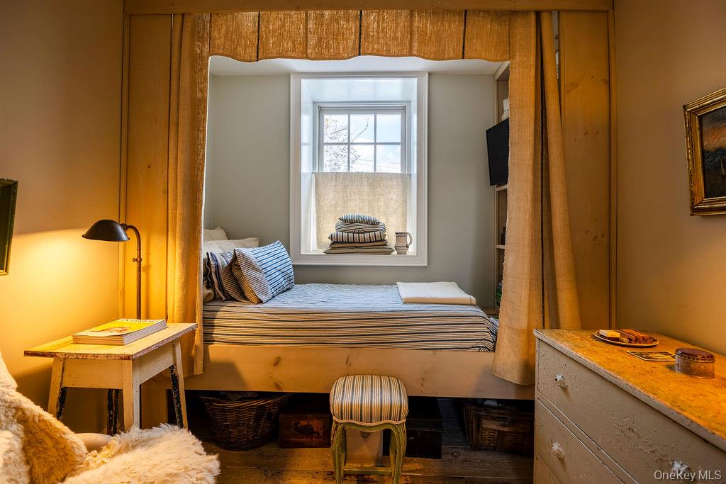 3705 Main Street, Stone Ridge, NY 12484