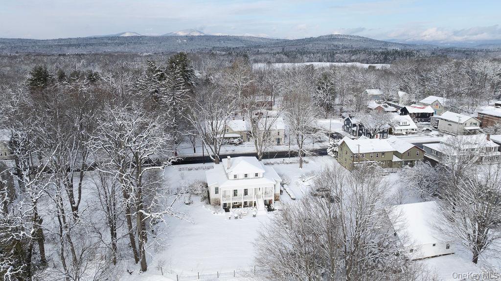 3705 Main Street, Stone Ridge, NY 12484