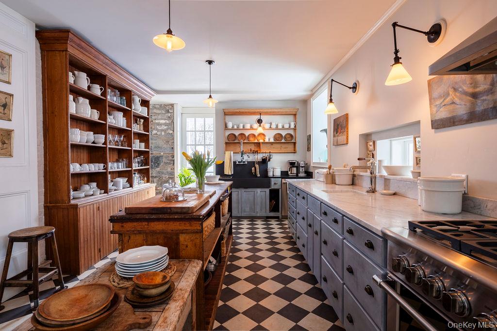 3705 Main Street, Stone Ridge, NY 12484