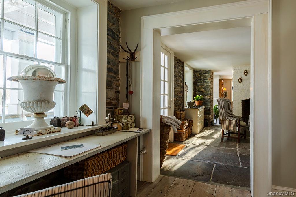 3705 Main Street, Stone Ridge, NY 12484