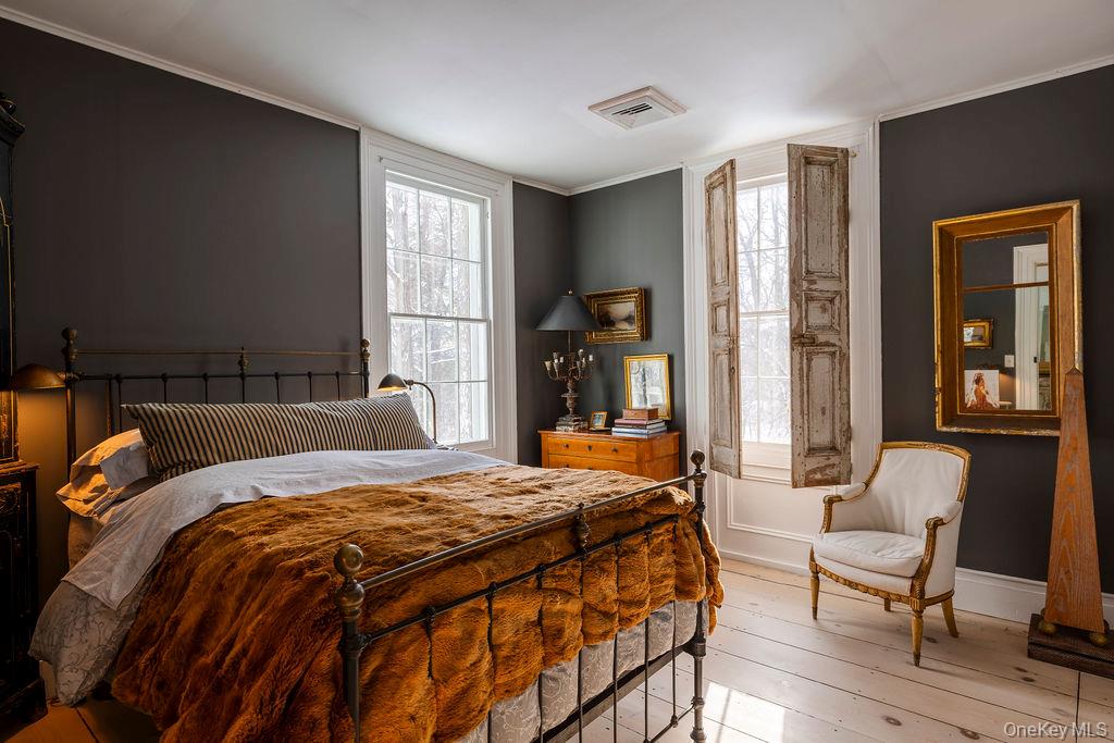 3705 Main Street, Stone Ridge, NY 12484