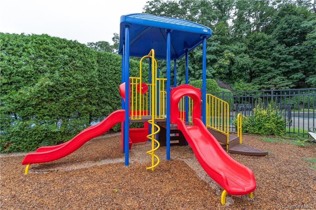 302 Pondside Drive, White Plains, NY 10607