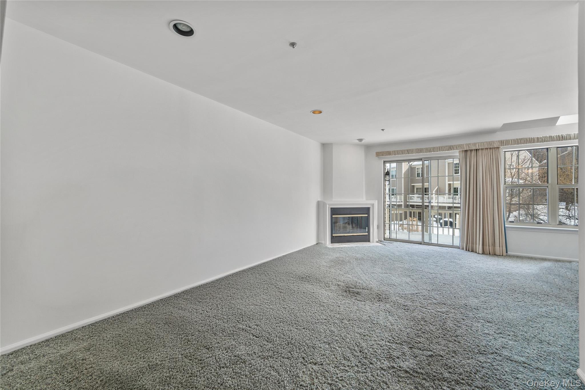 302 Pondside Drive, White Plains, NY 10607