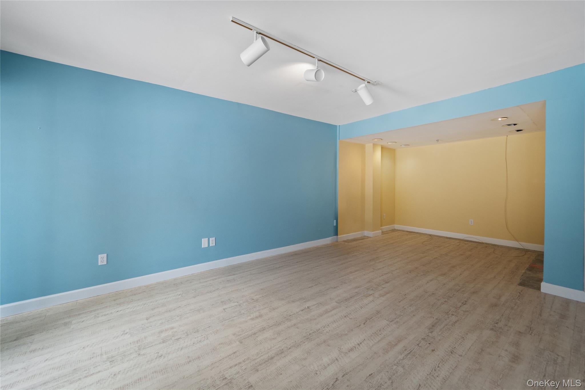 302 Pondside Drive, White Plains, NY 10607