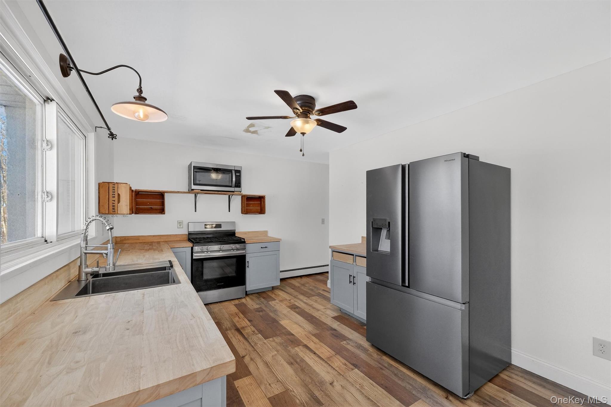 396 Crescent Avenue, Highland, NY 12528