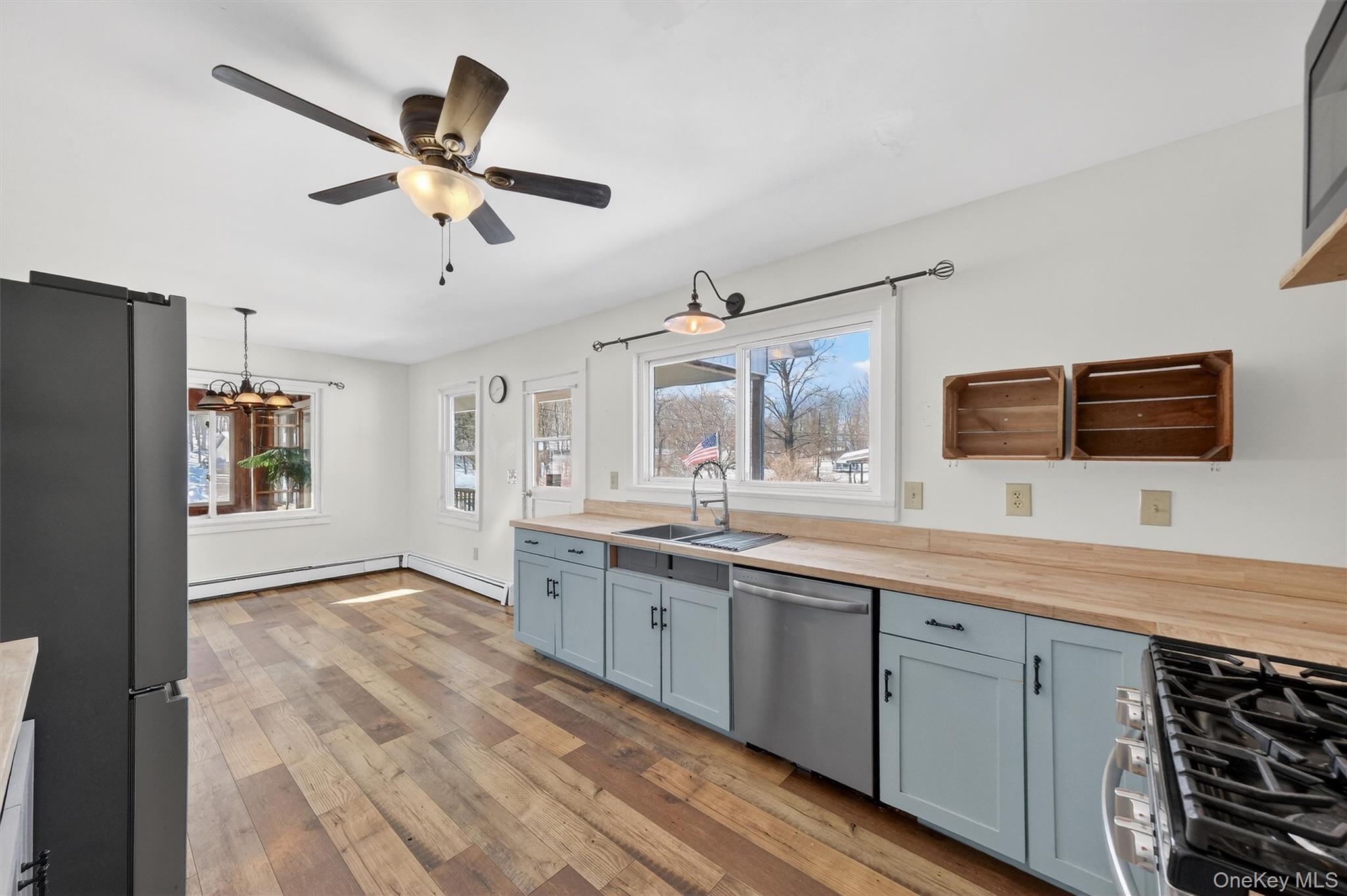 396 Crescent Avenue, Highland, NY 12528