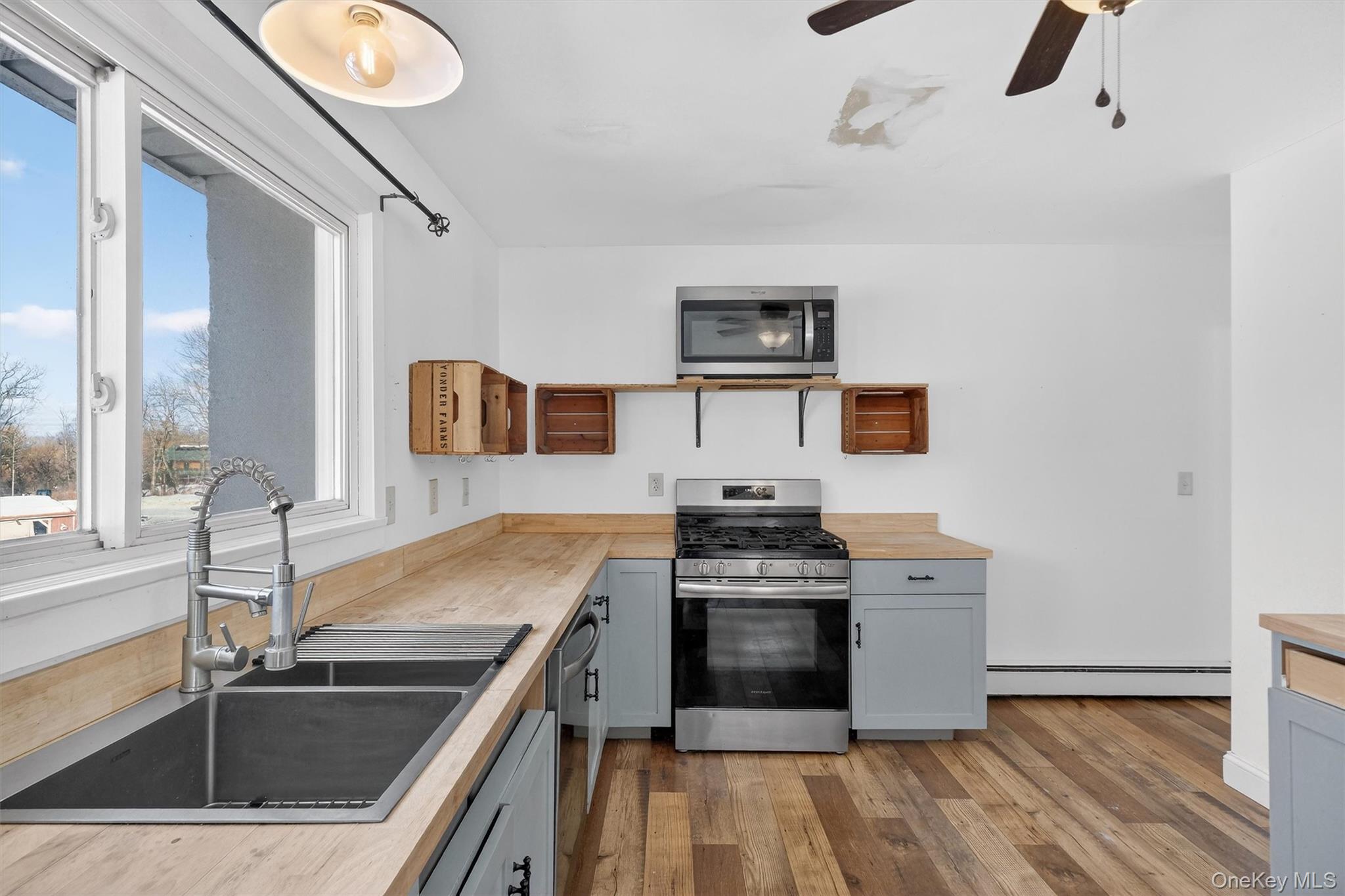 396 Crescent Avenue, Highland, NY 12528