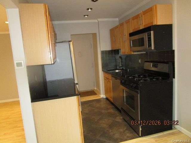 2910 Barclay Manor, Newburgh, NY 12550