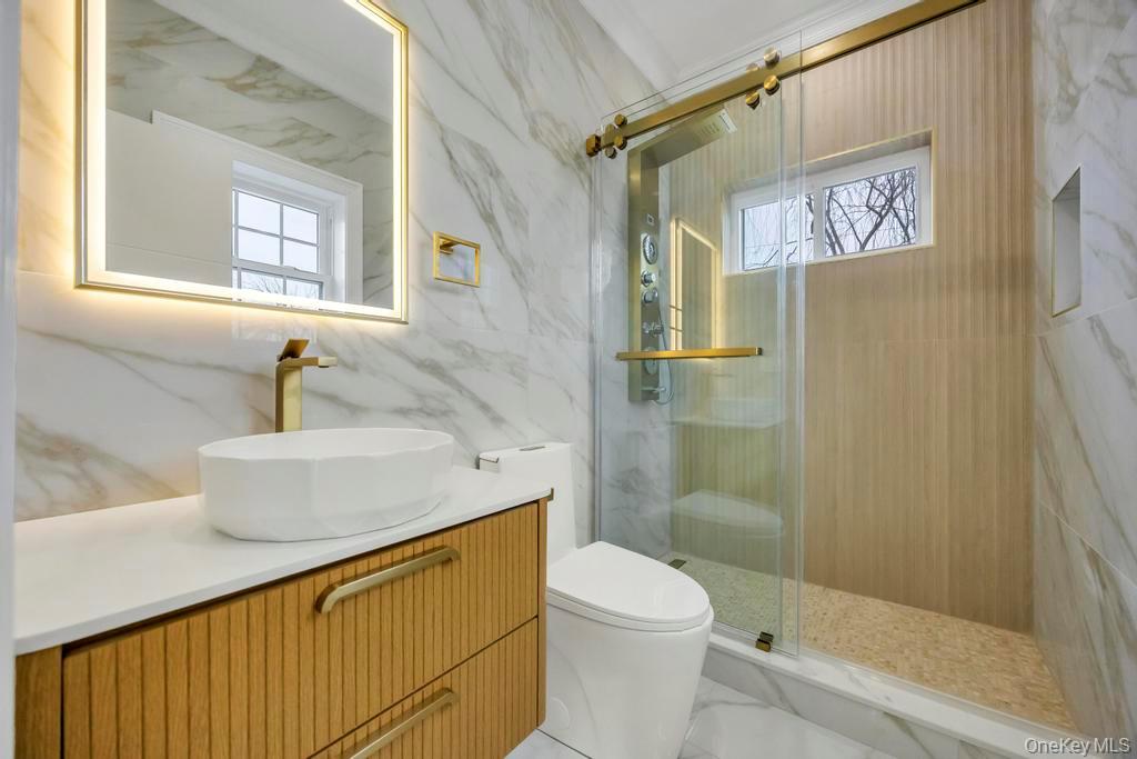 148 Meridian Road, Levittown, NY 11756