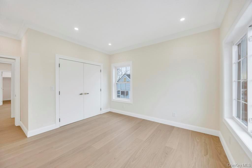 148 Meridian Road, Levittown, NY 11756