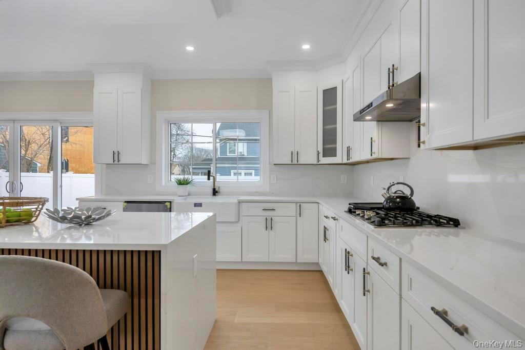 148 Meridian Road, Levittown, NY 11756