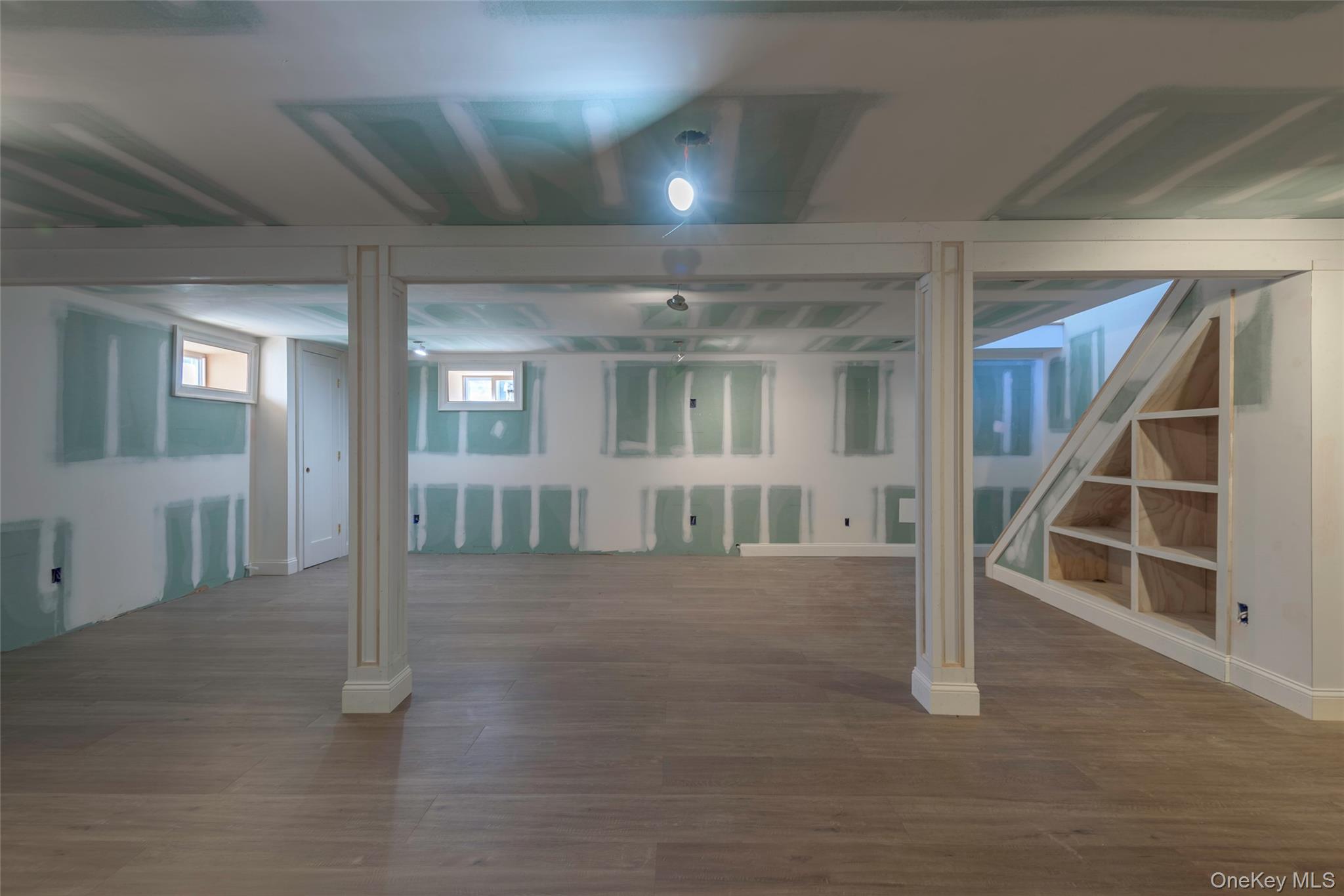 1070 Maple Lane, New Hyde Park, NY 11040