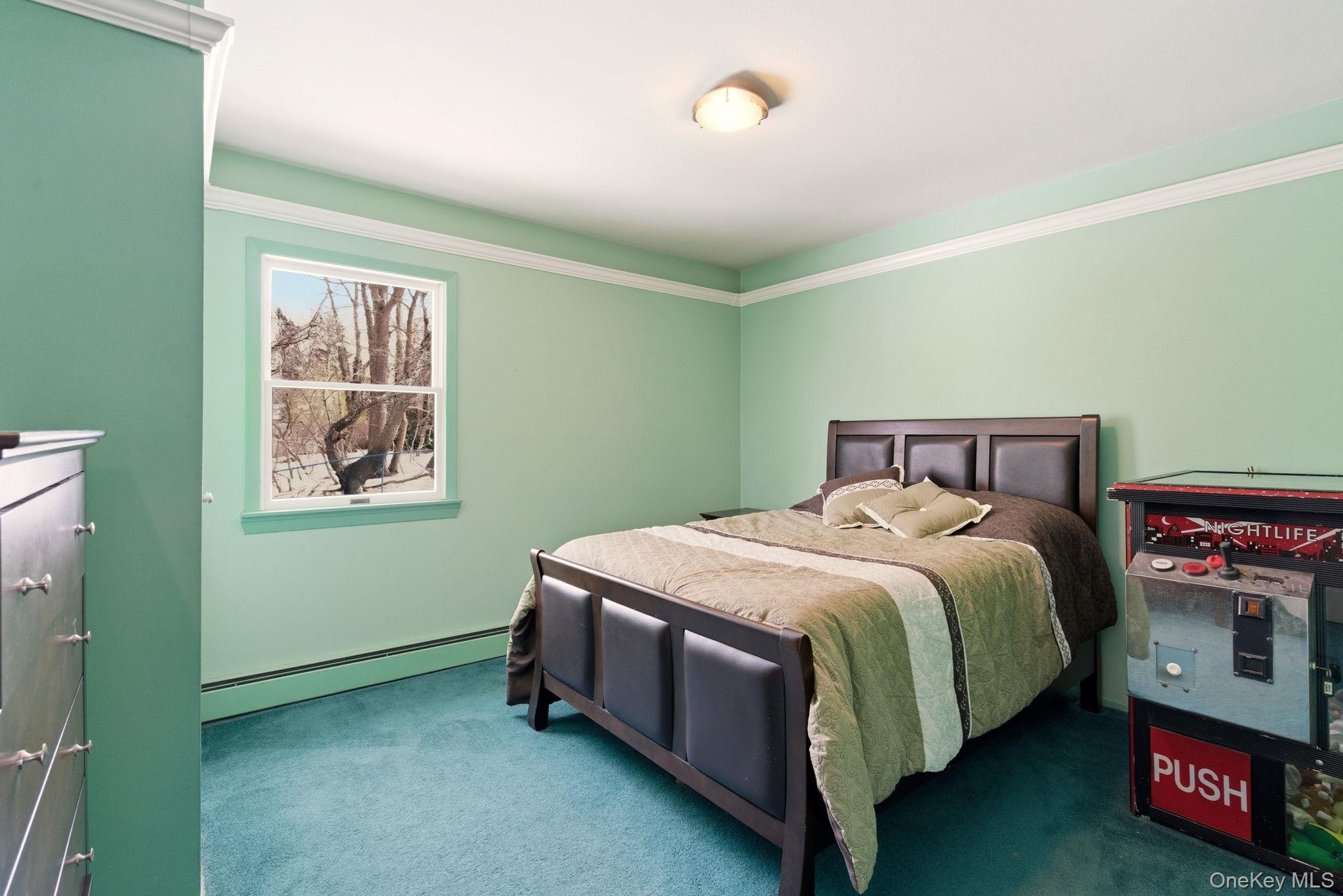 17 Soundway Drive, Rocky Point, NY 11778