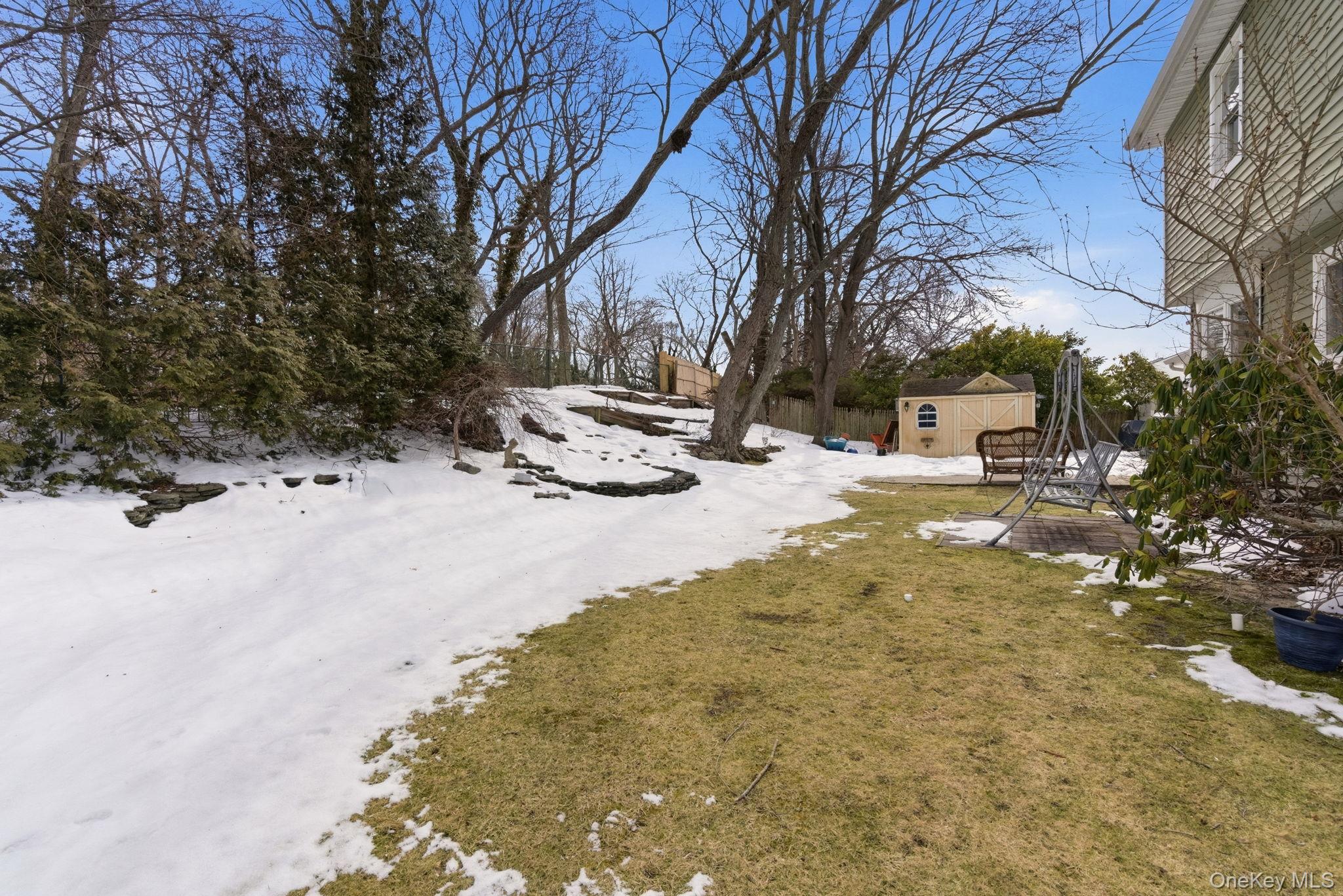 17 Soundway Drive, Rocky Point, NY 11778