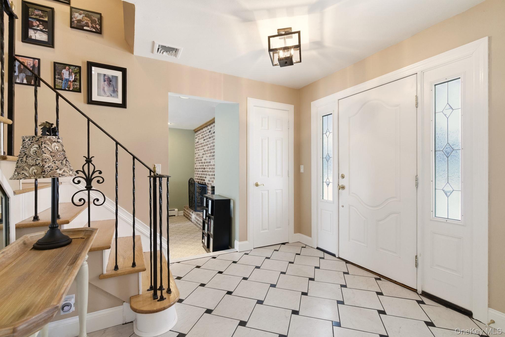 17 Soundway Drive, Rocky Point, NY 11778