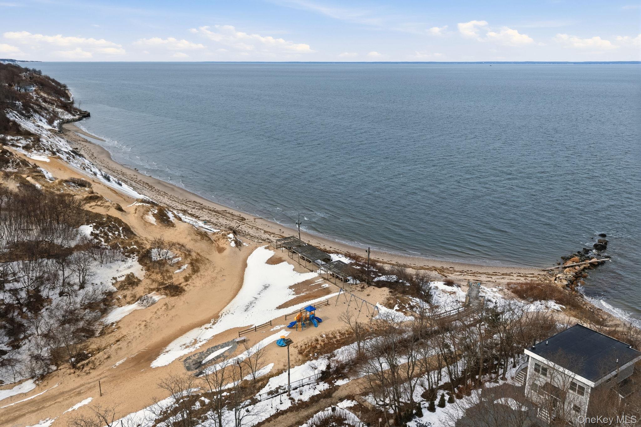 17 Soundway Drive, Rocky Point, NY 11778