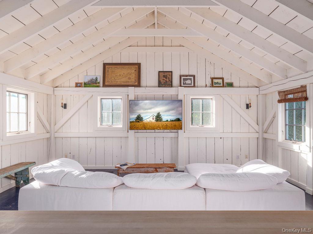 29500 Main Rd, Cutchogue, NY 11935