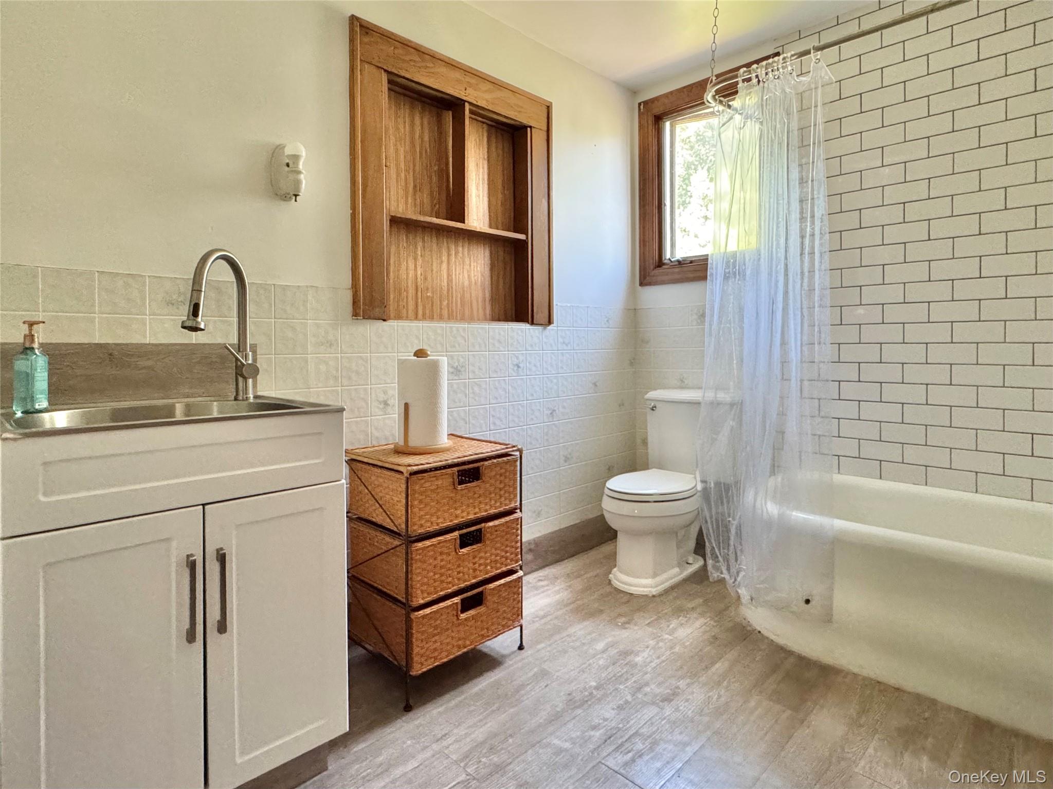 49 Mountain Avenue, Hillburn, NY 10931