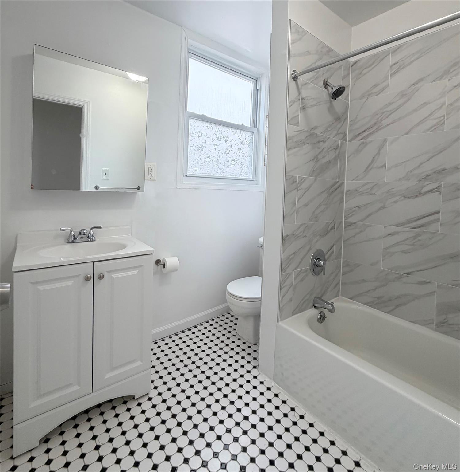 12 Victoria Lane # 2, Yonkers, NY 10701