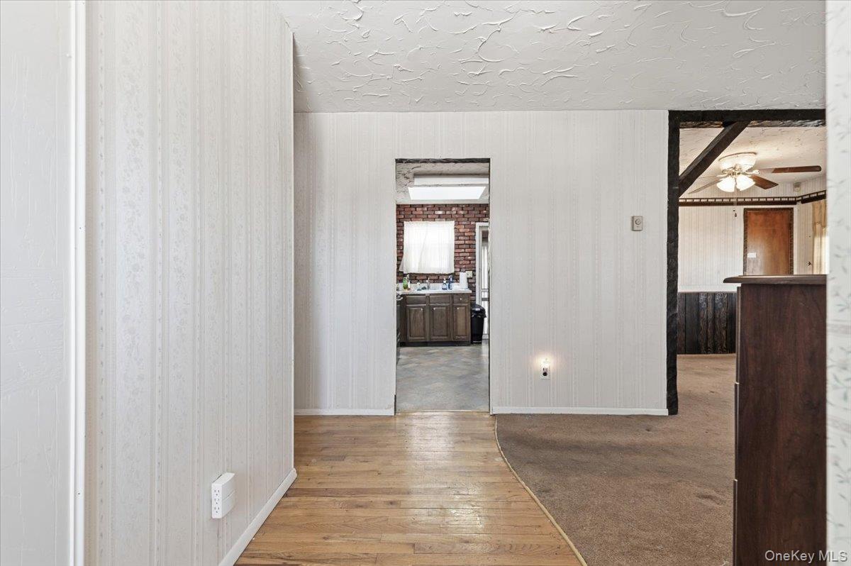 342 9th Street, West Babylon, NY 11704