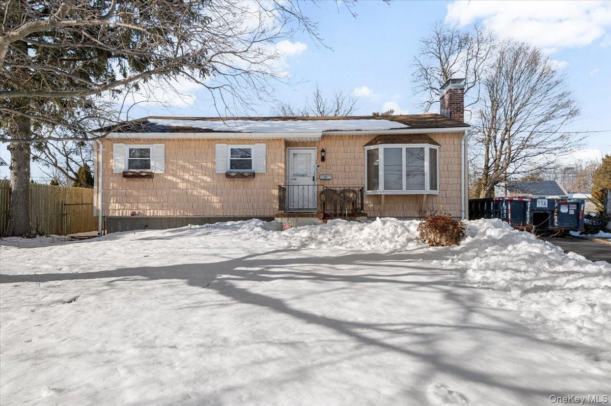 342 9th Street, West Babylon, NY 11704