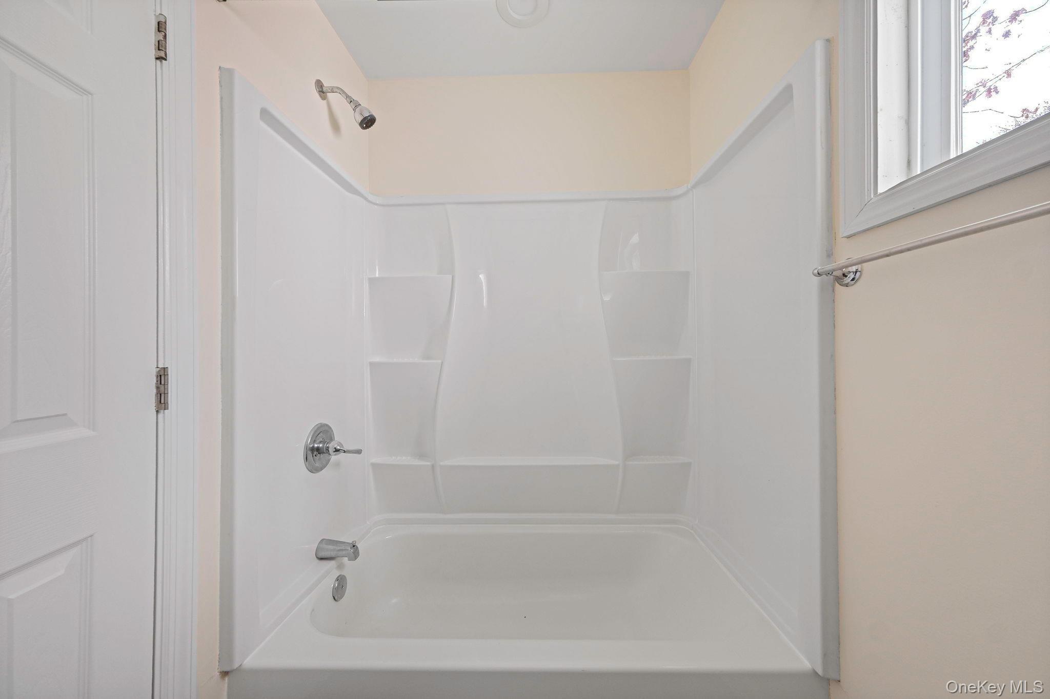 22 Overbrook Street, Riverhead, NY 11901