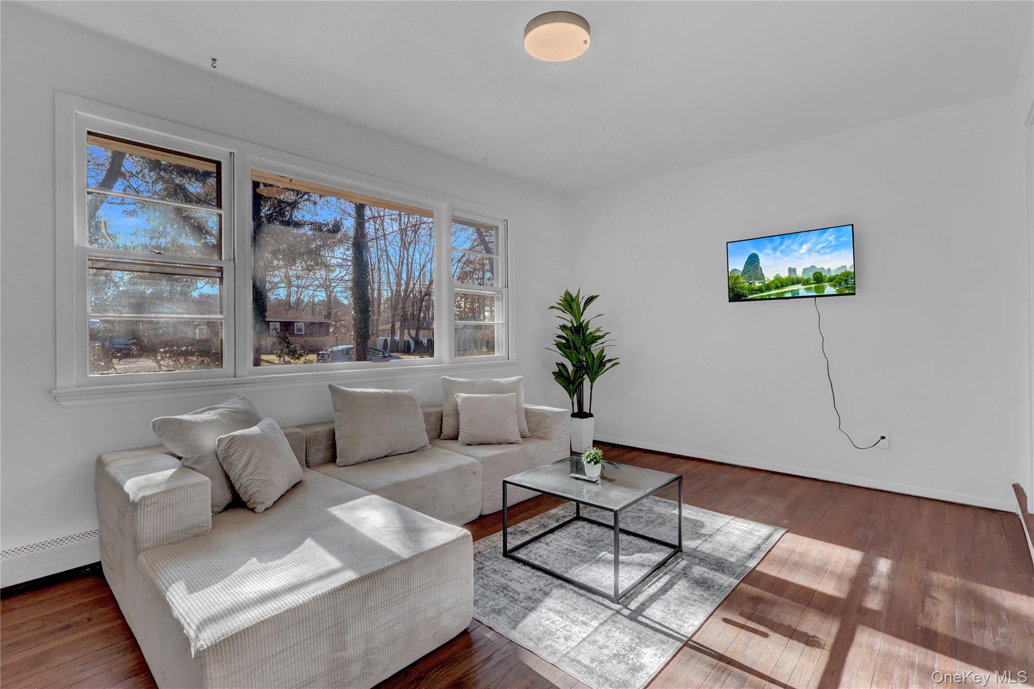 57 Middle Island Road, Medford, NY 11763