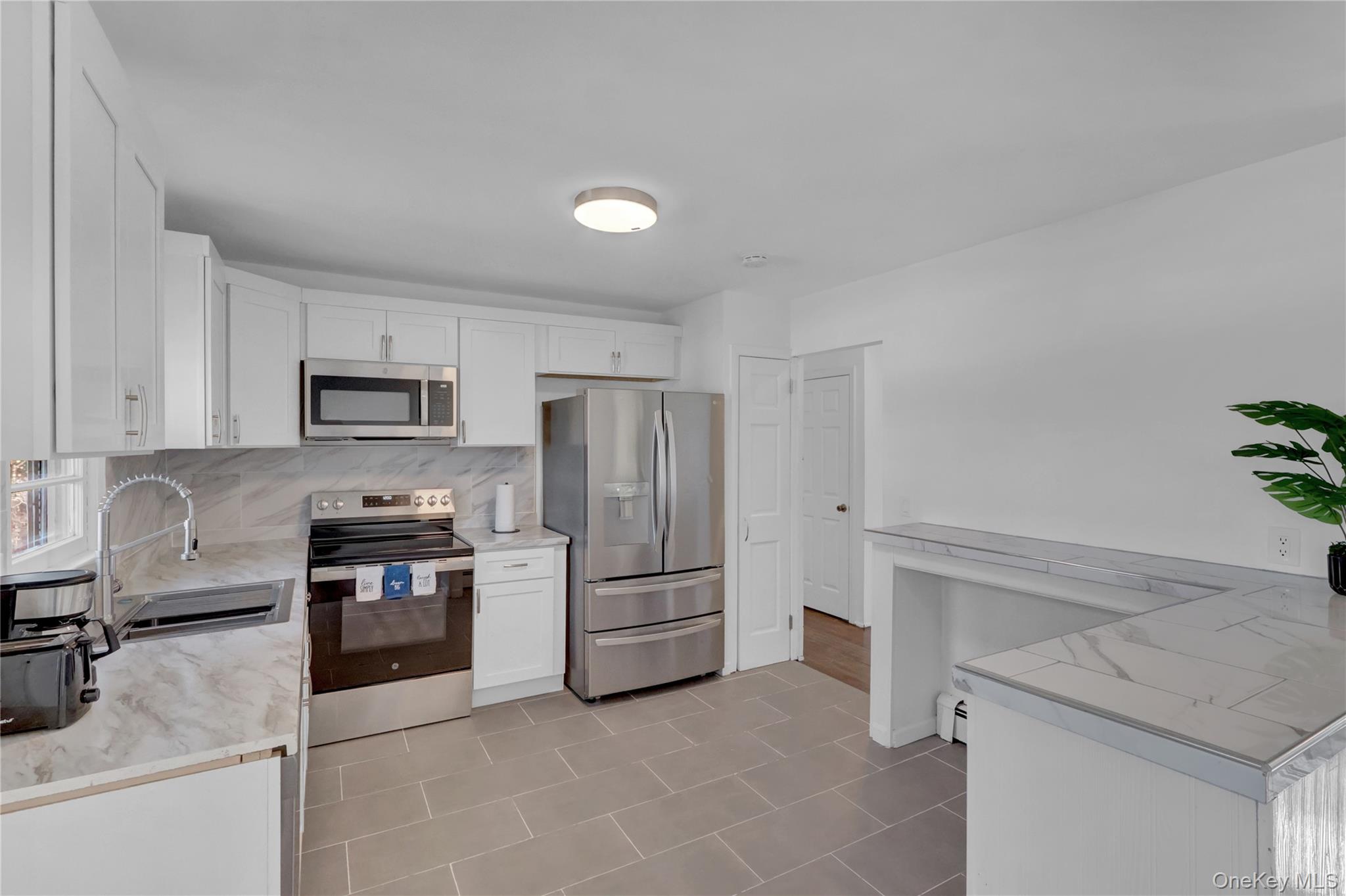 57 Middle Island Road, Medford, NY 11763