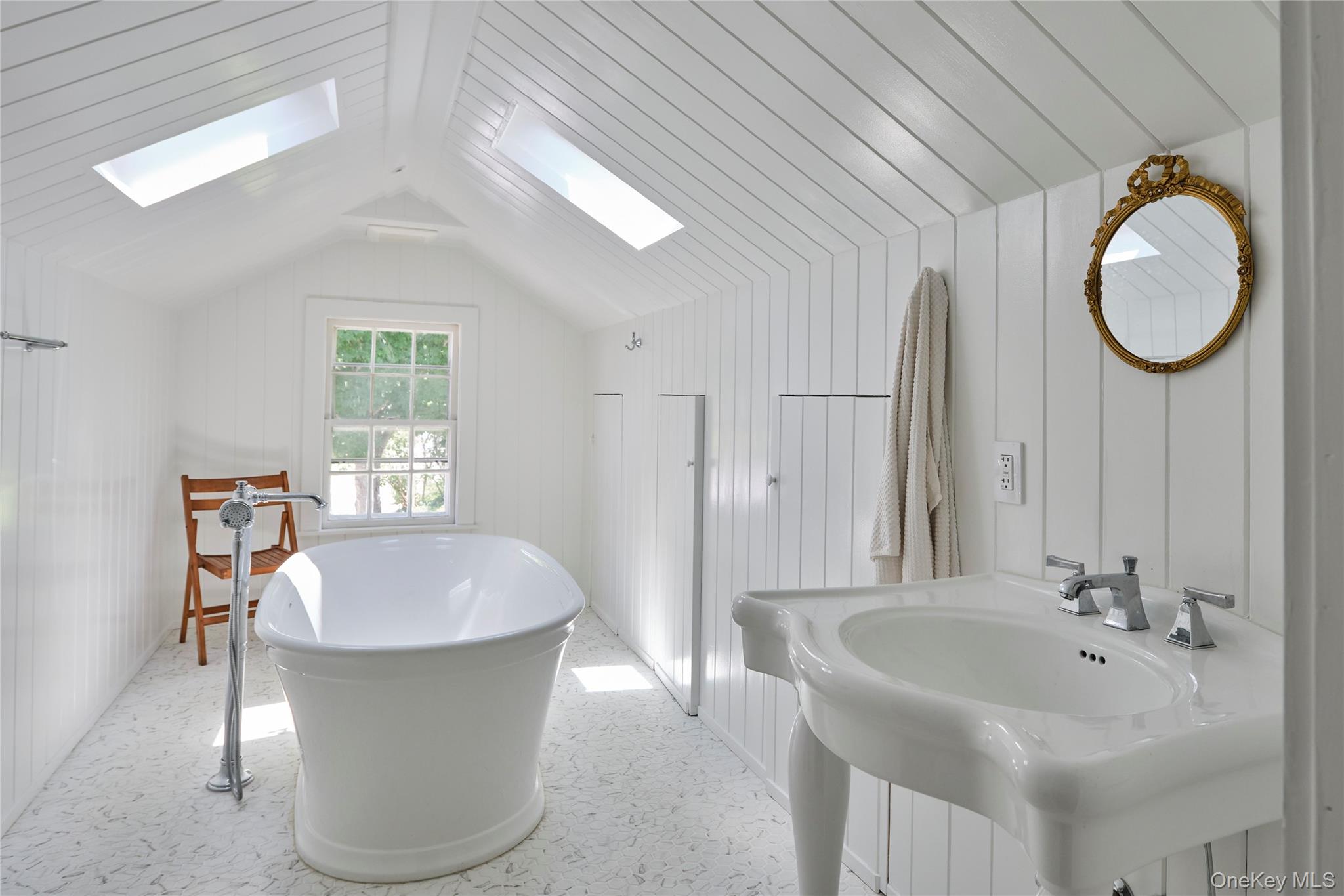 41 Seelbach Lane, Staatsburg, NY 12580